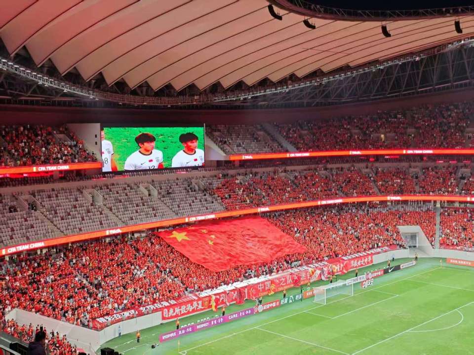 人满意, 拜合拉木将